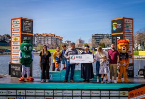 Rubis apoia o Centro Social Padre José Kentenich com 2.305 € na prova Aveiro Spring Classic