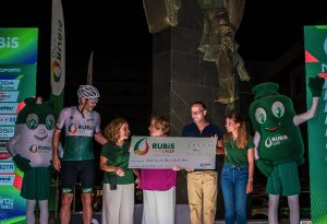 Rubis pedala 401 quilómetros no noite do Maia Urban Race